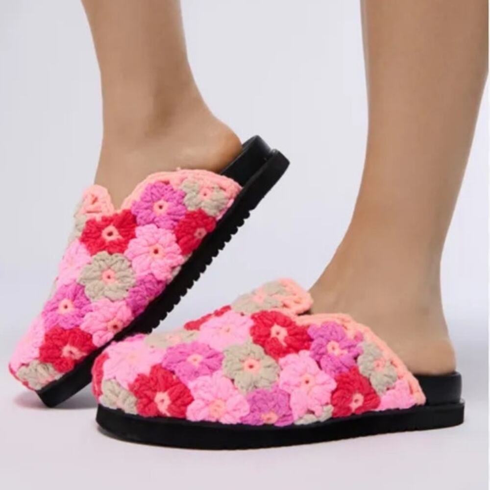 Cozy Crochet Floral Mule - Pink Multi